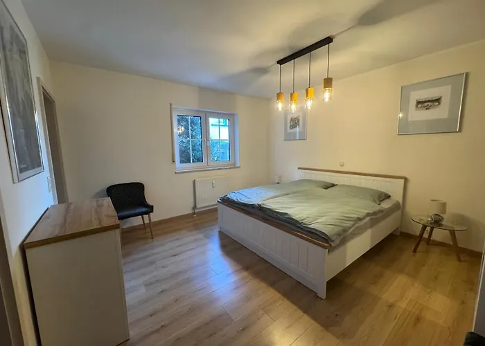 Haus Am Weinberg 아파트 로데스하임암라인