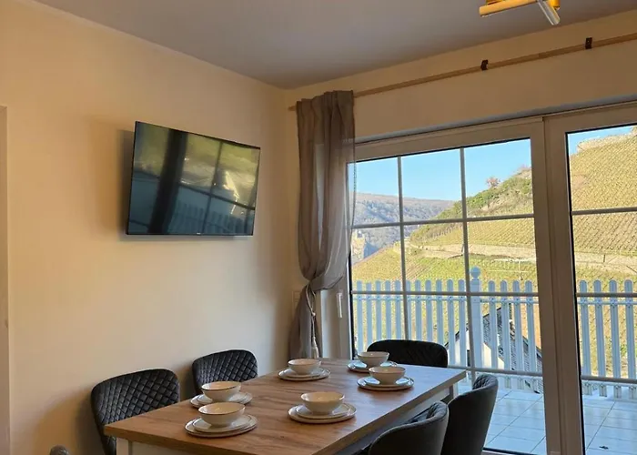 Haus Am Weinberg 로데스하임암라인